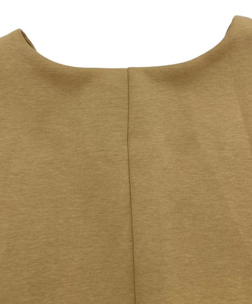 OLUN（オルン）olun (オルン) コクーンペプラムカーディガン ベージュ サイズ:Mの古着・服飾アイテム