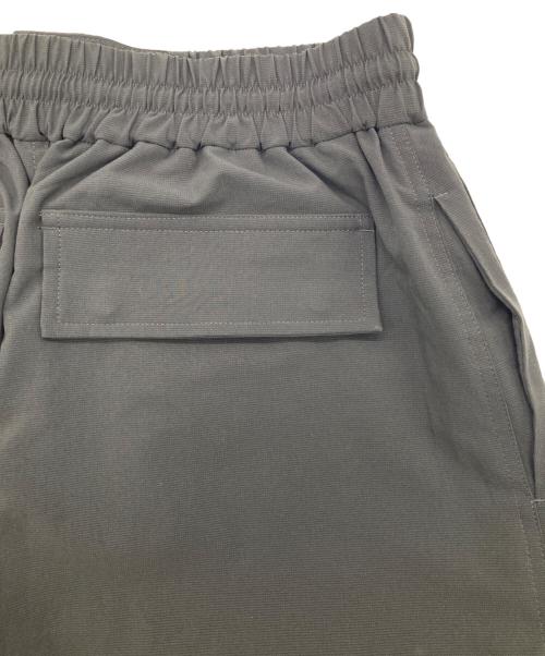 CLESSTE（クレスト）CLESSTE (クレスト) COOL DOTS CITY MILITARY HALF PANTS グレー サイズ:FREEの古着・服飾アイテム