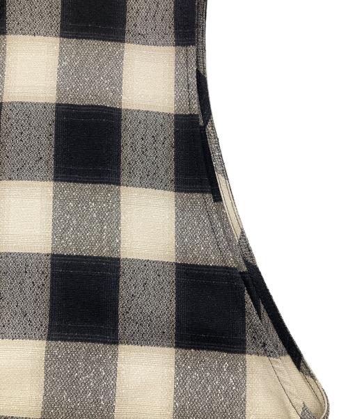CristaSeya（クリスタセヤ）Cristaseya (クリスタセヤ) 26SS Button down vest ベージュ×ブラック サイズ:Lの古着・服飾アイテム