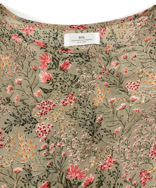 SOIL（ソイル）SOIL (ソイル) シルクコットン花柄ブラウス グレー サイズ:SIZE1の古着・服飾アイテム