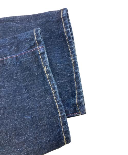 MOMOTARO JEANS（桃太郎ジーンズ）MOMOTARO JEANS (桃太郎ジーンズ) 出陣ストレートデニムパンツ インディゴ サイズ:W33の古着・服飾アイテム