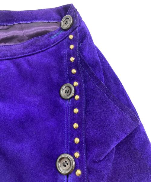 Yves Saint Laurent（イヴサンローラン）Yves Saint Laurent (イヴサンローラン) スタッズスエードスカート パープル サイズ:36の古着・服飾アイテム