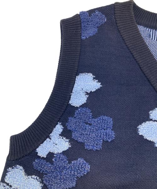son of the cheese（（サノバチーズ））SON OF THE CHEESE (（サノバチーズ）) Flower Pattern Knit Vest ネイビー サイズ:Ｌの古着・服飾アイテム