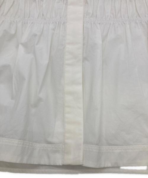 COS（コス）COS (コス) フリル付きコットンブラウス ホワイト ホワイト サイズ:42の古着・服飾アイテム