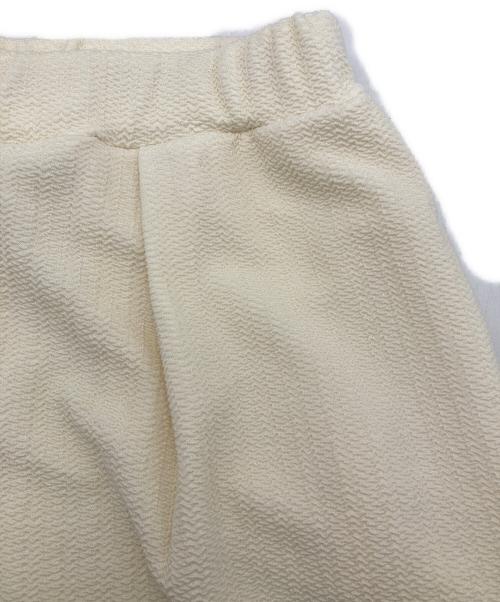 journal standard luxe（ジャーナルスタンダード ラックス）journal standard luxe (ジャーナルスタンダード ラックス) ブリスターニット タックバルーンパンツ ベージュ サイズ:Fの古着・服飾アイテム