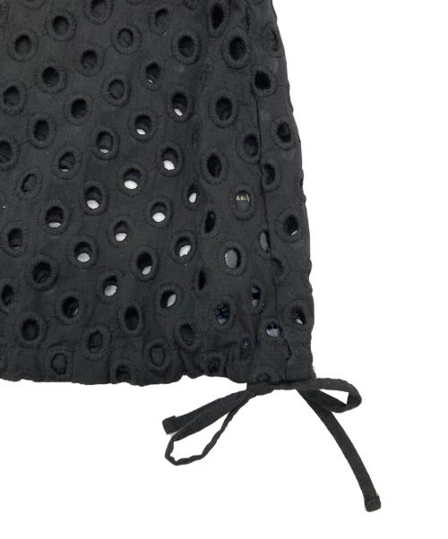 Spick and Span（スピック＆スパン）Spick and Span (スピック＆スパン) 25SS カットワークドットボートネックブラウス ブラック サイズ:FREEの古着・服飾アイテム