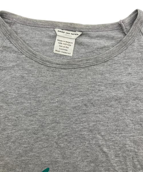 DRIES VAN NOTEN（ドリスヴァンノッテン）DRIES VAN NOTEN (ドリスヴァンノッテン) プリントTシャツ グレー サイズ:FREEの古着・服飾アイテム