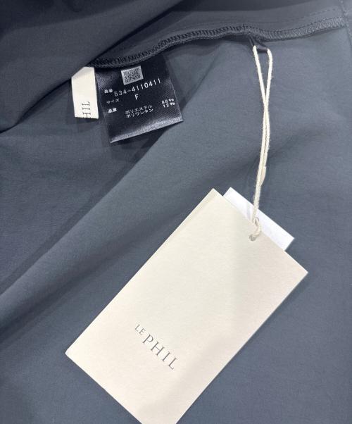 LE PHIL（ル フィル）LE PHIL (ル フィル) ドライストレッチペタルブラウス ネイビー サイズ:FREE 未使用品の古着・服飾アイテム