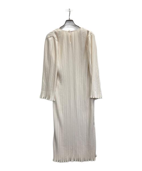 acka（エーシーケーエー）acka (エーシーケーエー) プリーツワンピース ベージュ サイズ:FREEの古着・服飾アイテム