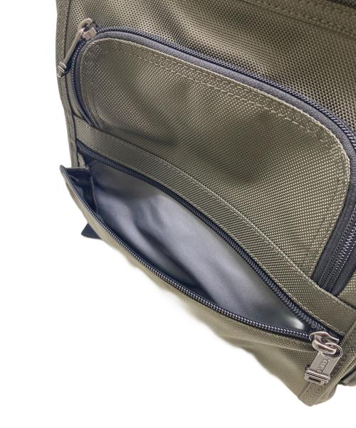 TUMI（トゥミ）TUMI (トゥミ) ブリーフパック グリーンの古着・服飾アイテム