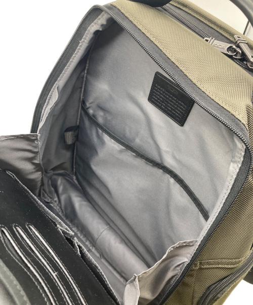 TUMI（トゥミ）TUMI (トゥミ) ブリーフパック グリーンの古着・服飾アイテム