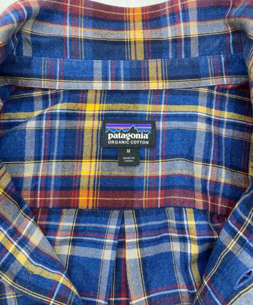 Patagonia（パタゴニア）Patagonia (パタゴニア) 17年製 コットンチェックシャツ ブルー×レッド サイズ:Mの古着・服飾アイテム