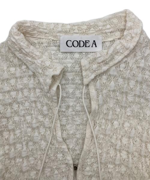 CODEA（コードエー）CODEA (コードエー) shrink lace blouse ホワイト サイズ:Fの古着・服飾アイテム
