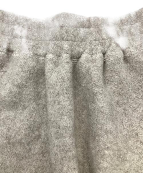 SEEALL（シーオール）SEEALL (シーオール) CROPPED BUGGY SWEAT PANTS ベージュ サイズ:Mの古着・服飾アイテム