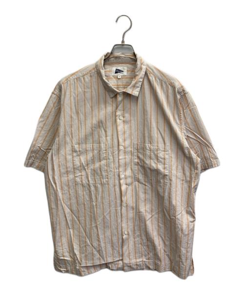 Pilgrim Surf+Supply（ピルグリム サーフサプライ）PILGRIM SURF+SUPPLY (ピルグリム サーフサプライ) 25SS Johnny Stripe Short Sleeve Shirt ベージュ サイズ:Mの古着・服飾アイテム