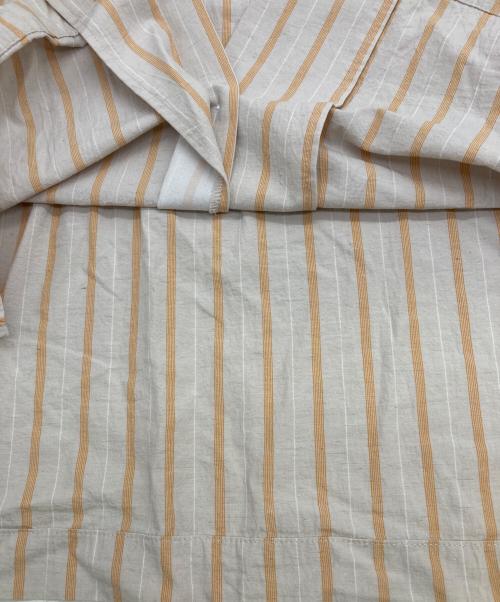 Pilgrim Surf+Supply（ピルグリム サーフサプライ）PILGRIM SURF+SUPPLY (ピルグリム サーフサプライ) 25SS Johnny Stripe Short Sleeve Shirt ベージュ サイズ:Mの古着・服飾アイテム