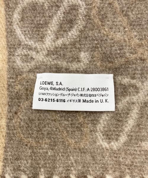 LOEWE（ロエベ）LOEWE (ロエベ) チエッカーボードストール ベージュの古着・服飾アイテム