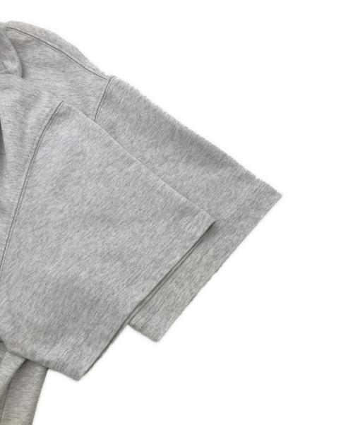 ADER error（アーダーエラー）ADER error (アーダーエラー) maison kitsune (メゾンキツネ) ロゴTEE グレー サイズ:A2の古着・服飾アイテム