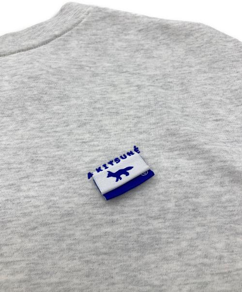 ADER error（アーダーエラー）ADER error (アーダーエラー) maison kitsune (メゾンキツネ) ロゴTEE グレー サイズ:A2の古着・服飾アイテム