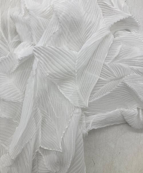 SPECCHIO（スペッチオ）SPECCHIO (スペッチオ) ランダムプリーツカーディガン ホワイト サイズ:Lの古着・服飾アイテム