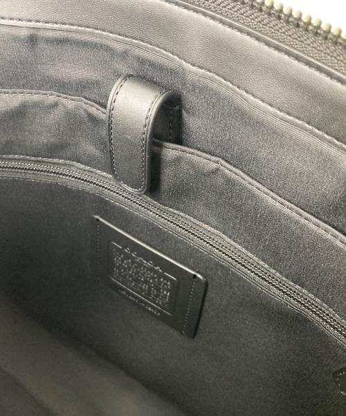 COACH（コーチ）COACH (コーチ) グラハム ジップ ブリーフ ブラックの古着・服飾アイテム
