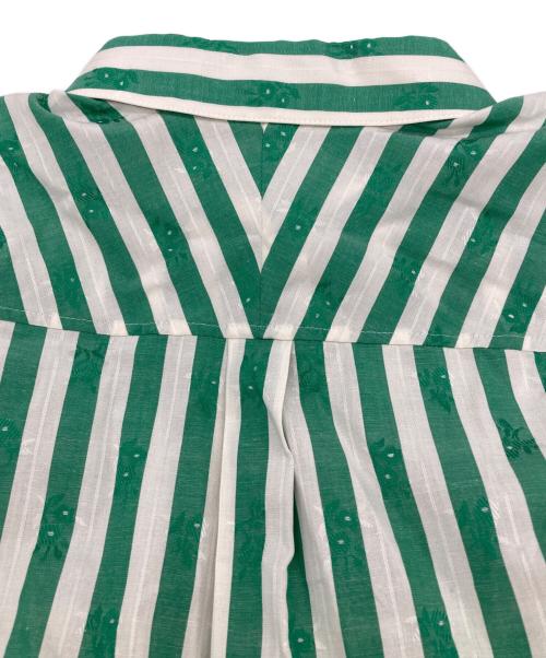 MACKINTOSH LONDON（マッキントッシュ ロンドン）MACKINTOSH LONDON (マッキントッシュ ロンドン) ストライプフラワージャカードブラウス グリーン×ホワイト サイズ:38の古着・服飾アイテム