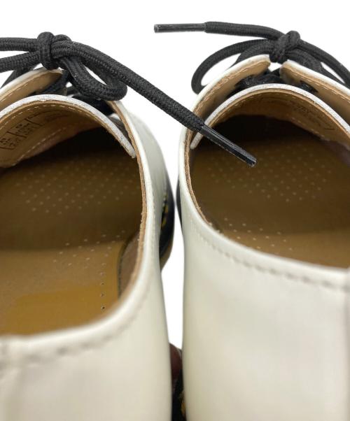 Dr.Martens（ドクターマーチン）Dr.Martens (ドクターマーチン) 3ホールシューズ ホワイト サイズ:UK8の古着・服飾アイテム