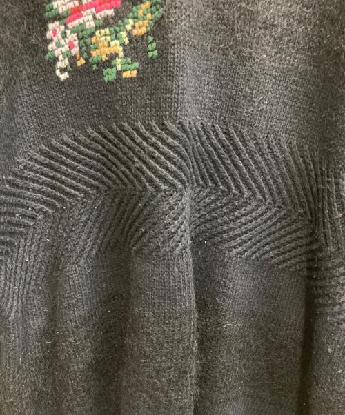 DAIRIKU（ダイリク）DAIRIKU (ダイリク) Flower Cross Embroidery Border Knit ブラック サイズ:FREEの古着・服飾アイテム
