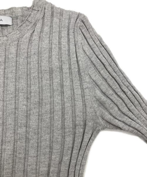 YONFA（ヨンファ）YONFA (ヨンファ) リブニット グレー サイズ:FREEの古着・服飾アイテム