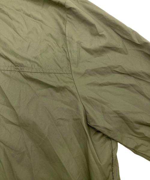 A.P.C.（アーペーセー）A.P.C. (アーペーセー) ナイロンジャケット カーキ サイズ:XSの古着・服飾アイテム