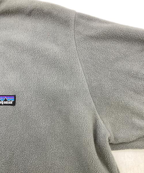 Patagonia SYNCHILLA（パタゴニア シンチラ）Patagonia SYNCHILLA (パタゴニア シンチラ) 26267F0　シンチラマイクロD フリース ハーフジップ プルオーバー グレー サイズ:Sの古着・服飾アイテム