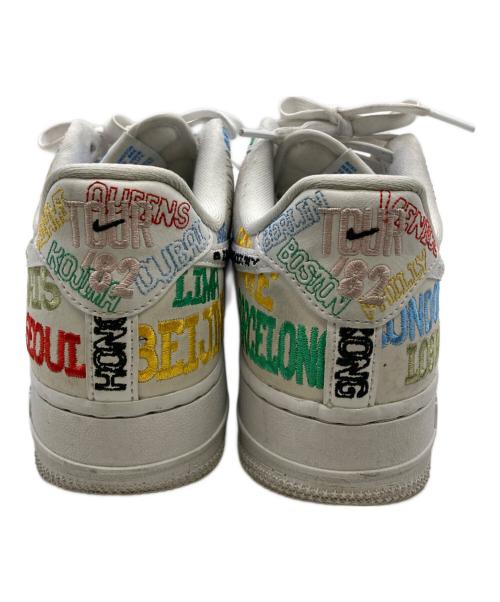 NIKE（ナイキ）NIKE (ナイキ) ローカットスニーカー ホワイト サイズ:24の古着・服飾アイテム