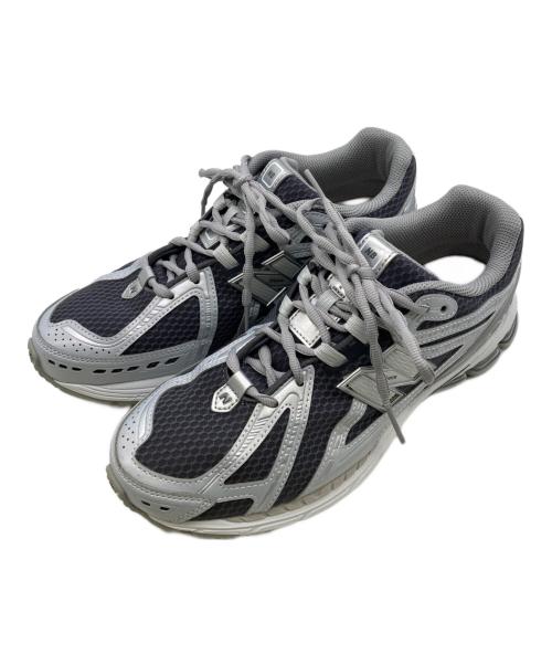 NEW BALANCE（ニューバランス）NEW BALANCE (ニューバランス) ローカットスニーカー グレー×ホワイト サイズ:27の古着・服飾アイテム