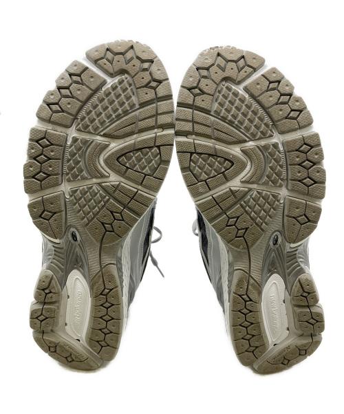 NEW BALANCE（ニューバランス）NEW BALANCE (ニューバランス) ローカットスニーカー グレー×ホワイト サイズ:27の古着・服飾アイテム