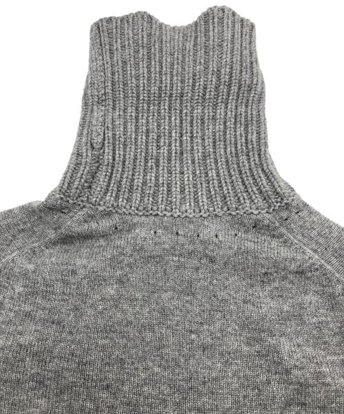 ALEXANDER McQUEEN（アレキサンダーマックイーン）ALEXANDER McQUEEN (アレキサンダーマックイーン) タートルネックカシミヤニット グレー サイズ:Sの古着・服飾アイテム