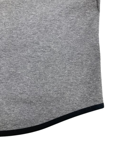 NIKE（ナイキ）NIKE (ナイキ) テックパーカー グレー サイズ:Mの古着・服飾アイテム