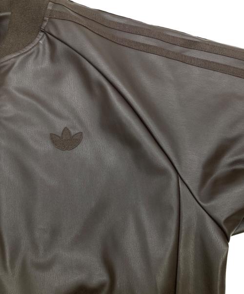 adidas（アディダス）adidas (アディダス) SSTプレザージャケット ブラウン サイズ:L 未使用品の古着・服飾アイテム