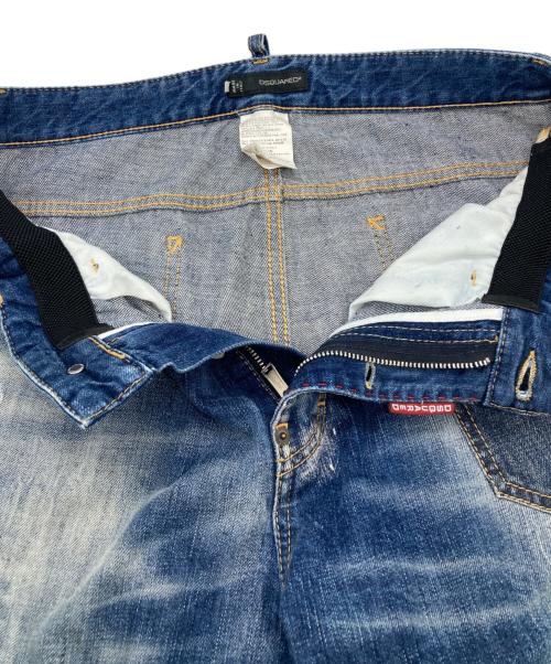 DSQUARED2（ディースクエアード）DSQUARED2 (ディースクエアード) クロップドデニムパンツ インディゴ サイズ:44の古着・服飾アイテム