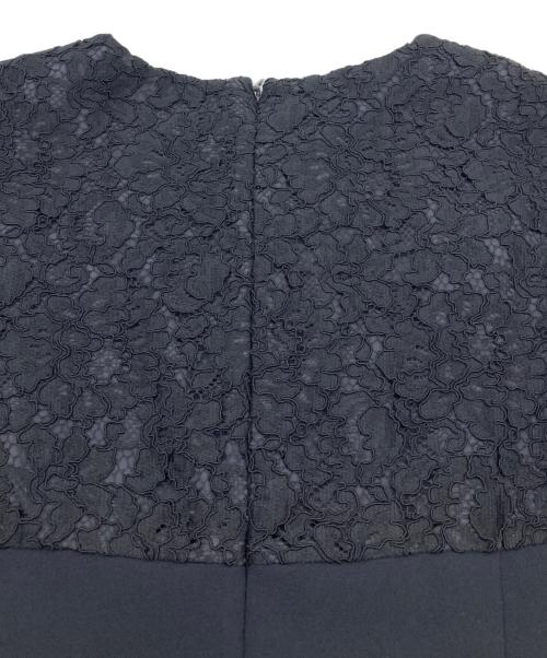 TOMORROW LAND（トゥモローランド）TOMORROW LAND (トゥモローランド) ドライダブルクロスレースコンビ クルーネックワンピース ブラック サイズ:SIZE36の古着・服飾アイテム