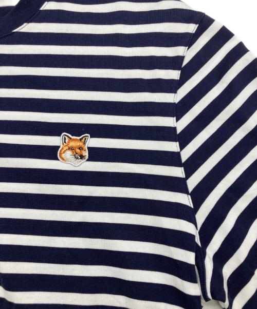 maison kitsune（メゾンキツネ）MAISON KITSUNE (メゾンキツネ) フォックスヘッド パッチ レギュラー マリン Tシャツ ホワイト×ネイビー サイズ:Mの古着・服飾アイテム