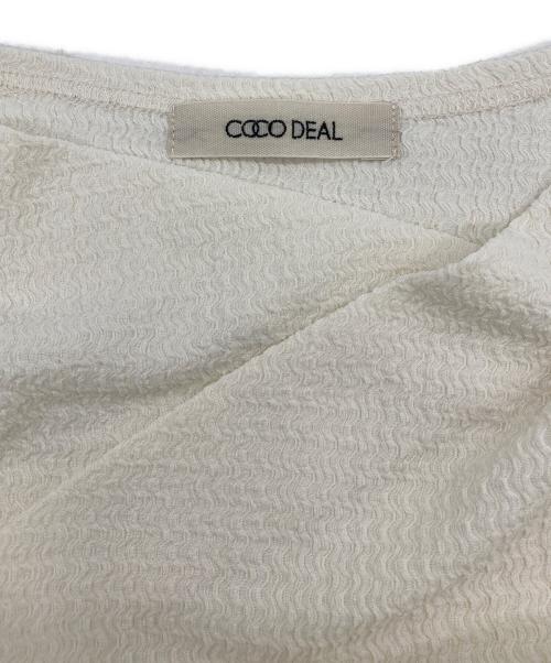 COCODEAL（ココディール）COCODEAL (ココディール) バブルヘムペプラムトップス ベージュ サイズ:2の古着・服飾アイテム
