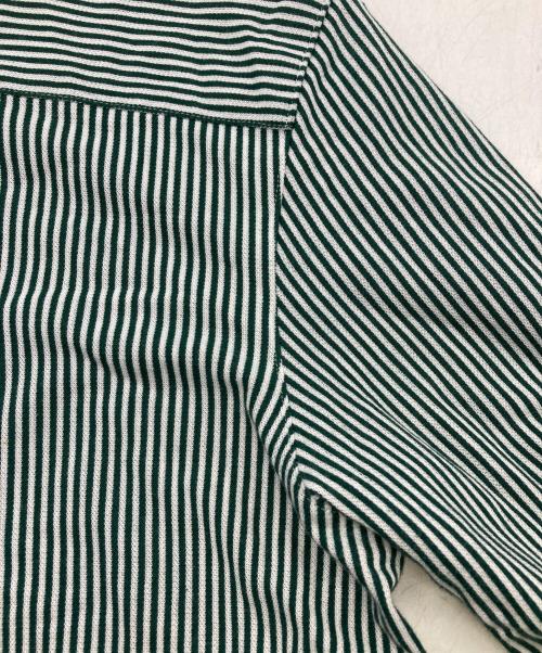 LACOSTE（ラコステ）LACOSTE (ラコステ) ストライプシャツ グリーン×ホワイト サイズ:SIZE36の古着・服飾アイテム