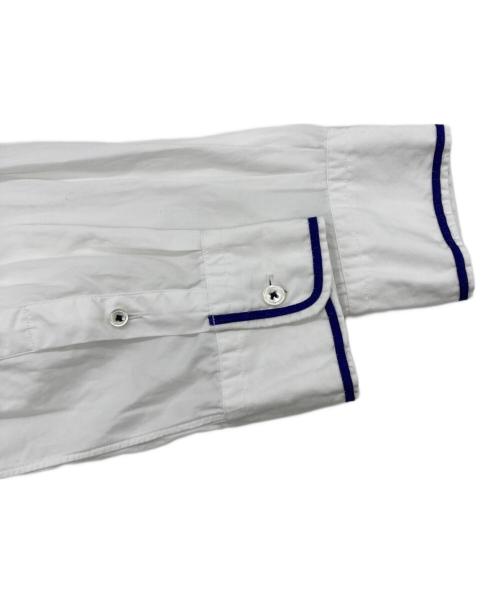 JUNYA WATANABE COMME des GARCONS（(ジュンヤワタナベ コムデギャルソン）JUNYA WATANABE COMME des GARCONS ((ジュンヤワタナベ コムデギャルソン) ボタンダウンシャツ ホワイト サイズ:XSの古着・服飾アイテム