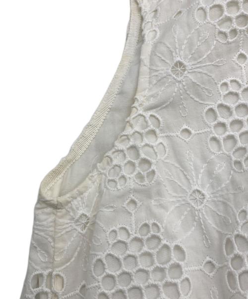 ebure（エブール）EBURE (エブール) コットンエンブロイダリーレーススリーブレスワンピース ホワイト サイズ:38の古着・服飾アイテム