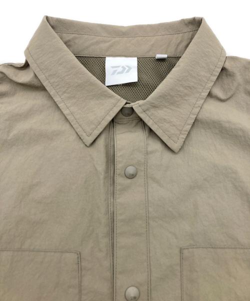 DAIWA（ダイワ）DAIWA (ダイワ) ギミックシャツ ベージュ サイズ:Lの古着・服飾アイテム