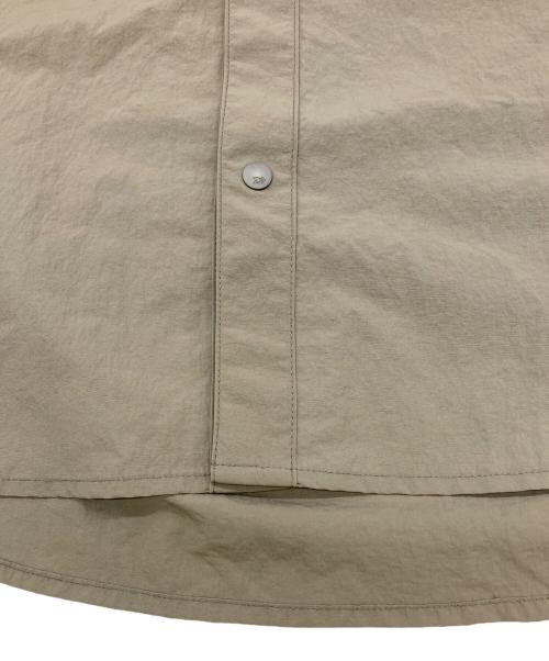 DAIWA（ダイワ）DAIWA (ダイワ) ギミックシャツ ベージュ サイズ:Lの古着・服飾アイテム