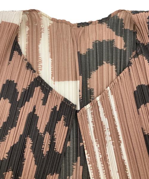 PLEATS PLEASE（プリーツプリーズ）PLEATS PLEASE (プリーツプリーズ) 総柄カーディガン ブラウン サイズ:3の古着・服飾アイテム