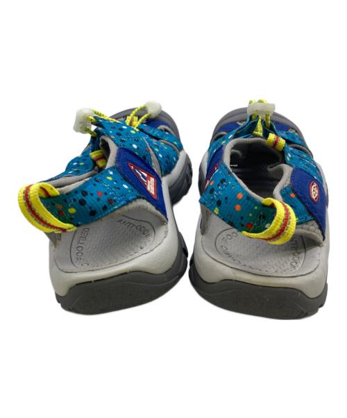 KEEN（キーン）KEEN (キーン) NEWPORT RETRO グレー サイズ:27cmの古着・服飾アイテム
