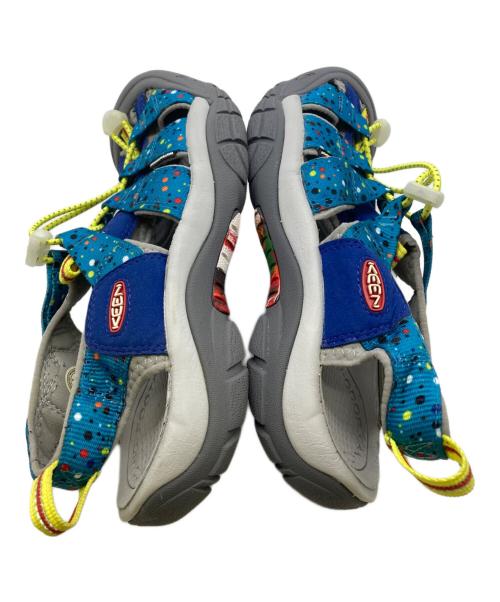 KEEN（キーン）KEEN (キーン) NEWPORT RETRO グレー サイズ:27cmの古着・服飾アイテム