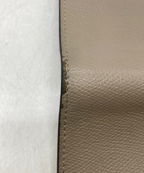 FENDI（フェンディ）FENDI (フェンディ) 2つ折り財布 ベージュの古着・服飾アイテム